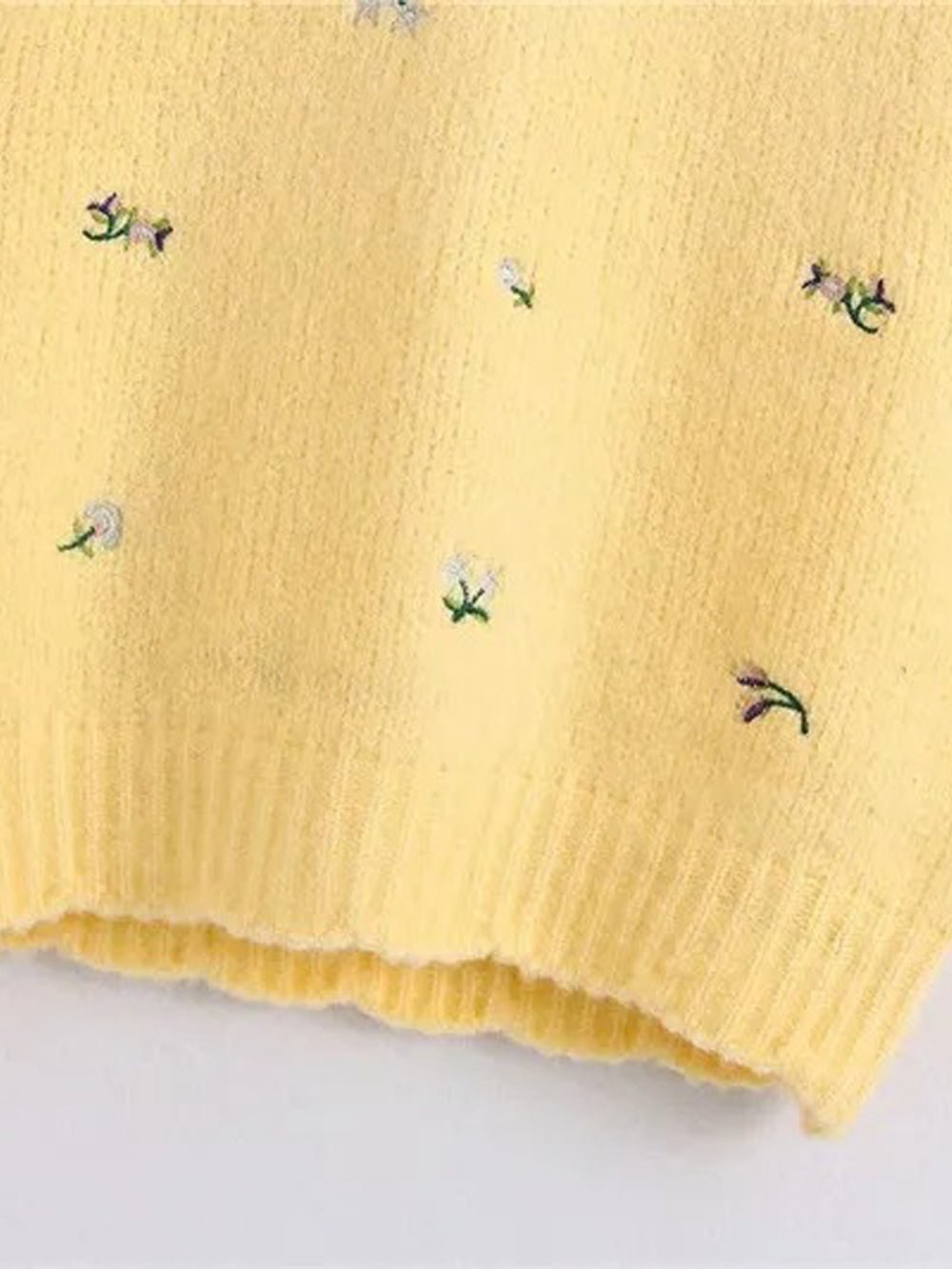 Aadya Sleeveless Chic Top - Fashion Pov