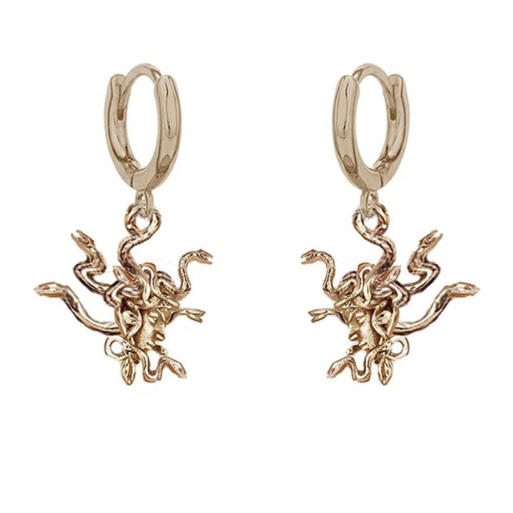 June Small Snake Pearl Necklace - Fashion Pov